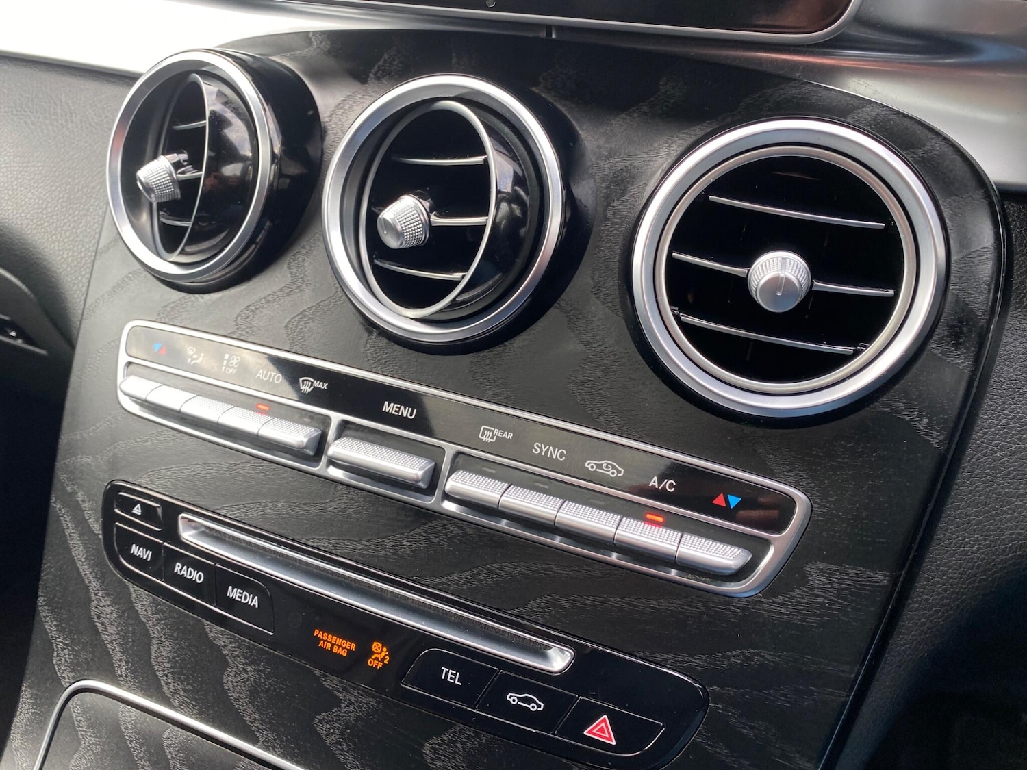 Used Mercedes-Benz GLC 2018 for sale - 76585438: Photo 24