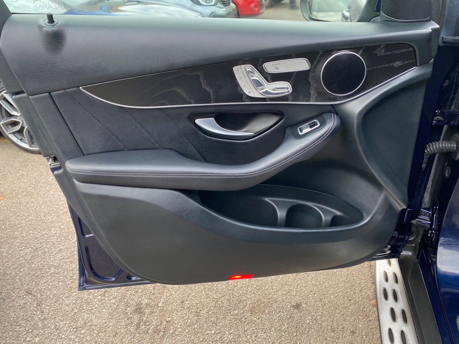 Used Mercedes-Benz GLC 2018 for sale - 76585438: Photo 37