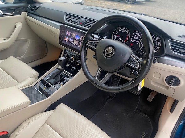Used Skoda Superb 2017 for sale - 75634205: Photo 18