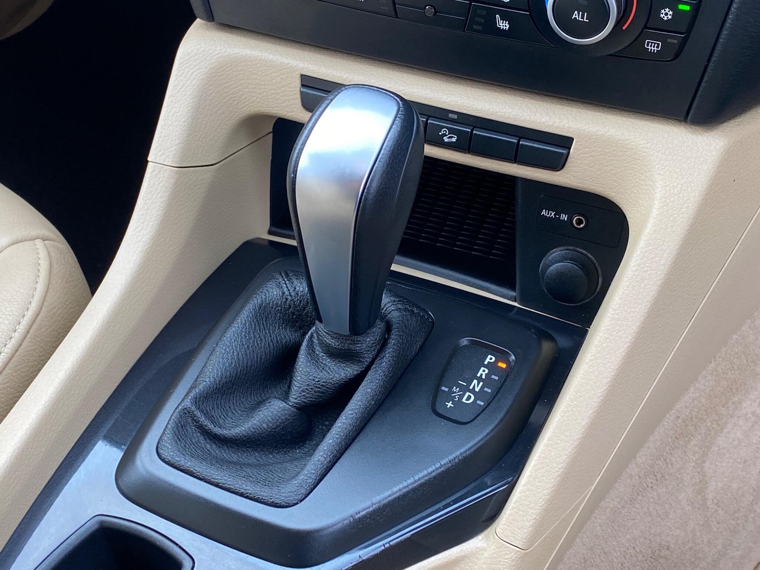 Used BMW X1 2012 for sale - 77559337: Photo 24