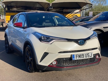 Used Toyota C-HR 2019 for sale - 78307227: Photo