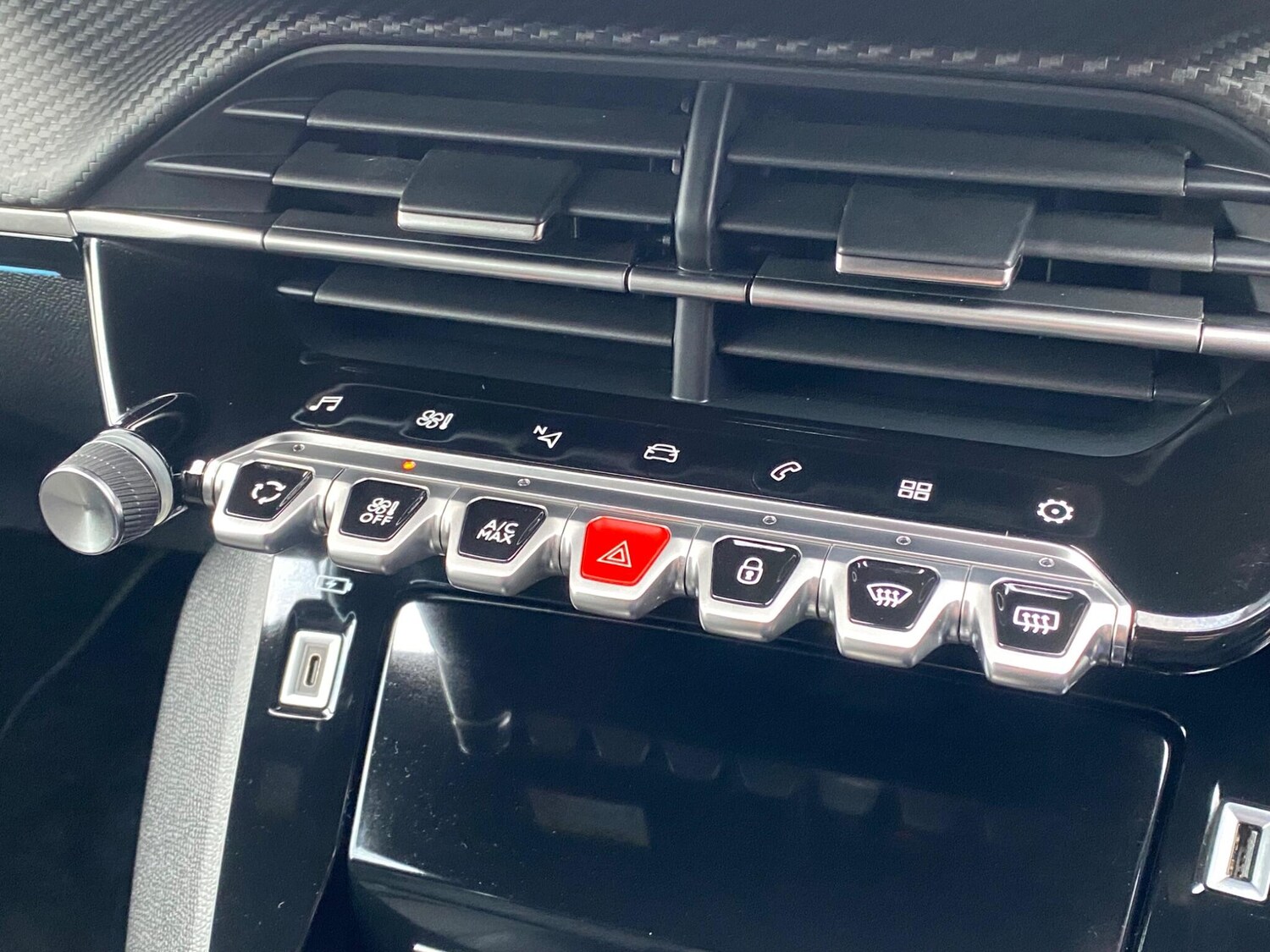 Used Peugeot 208 2023 for sale - 77559613: Photo 22