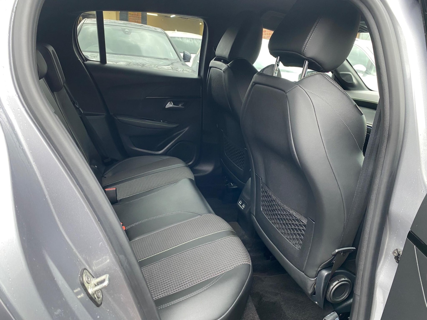 Used Peugeot 208 2023 for sale - 77559613: Photo 31