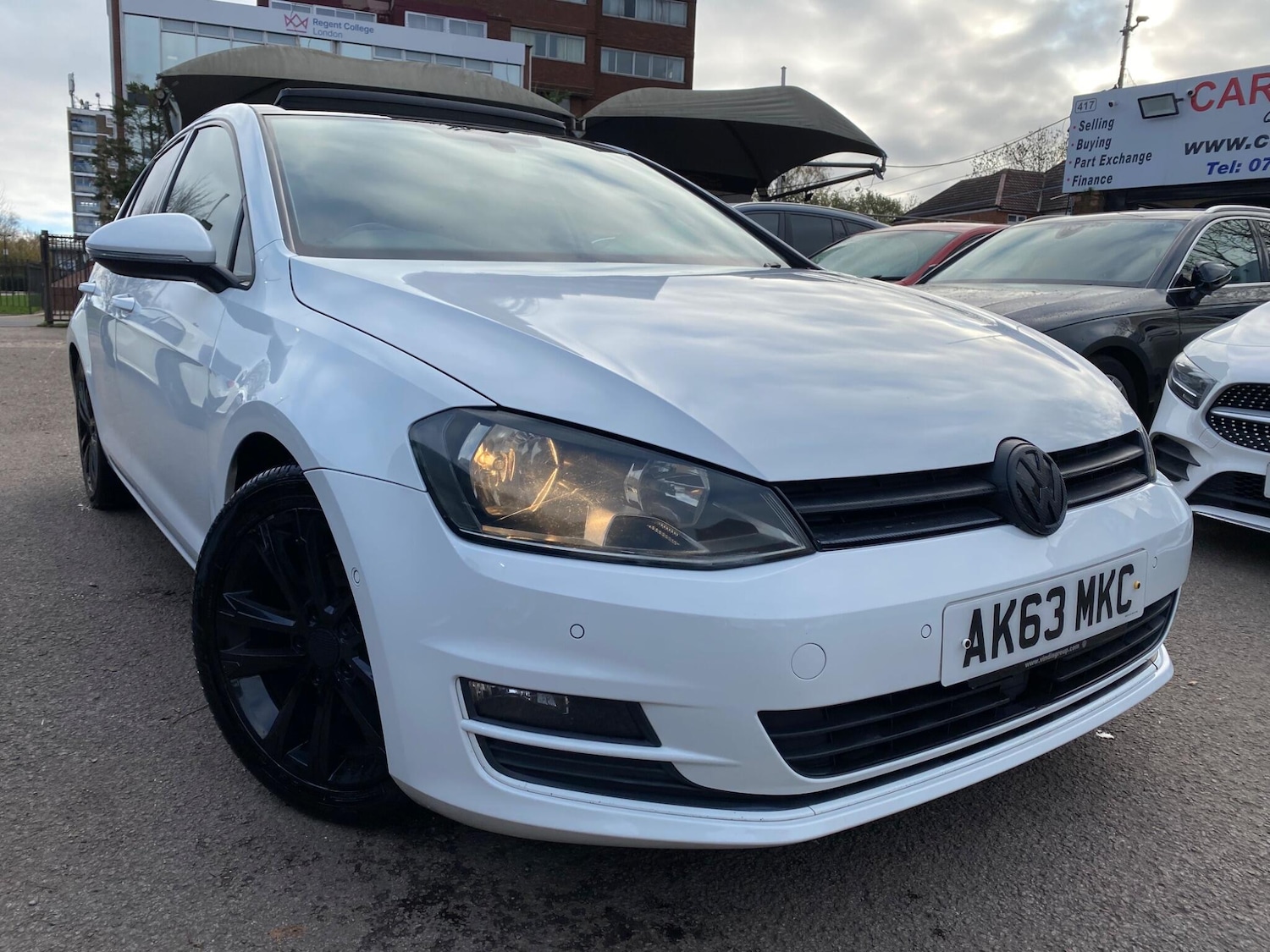 Used Volkswagen Golf 2013 for sale - 76633229: Photo 1