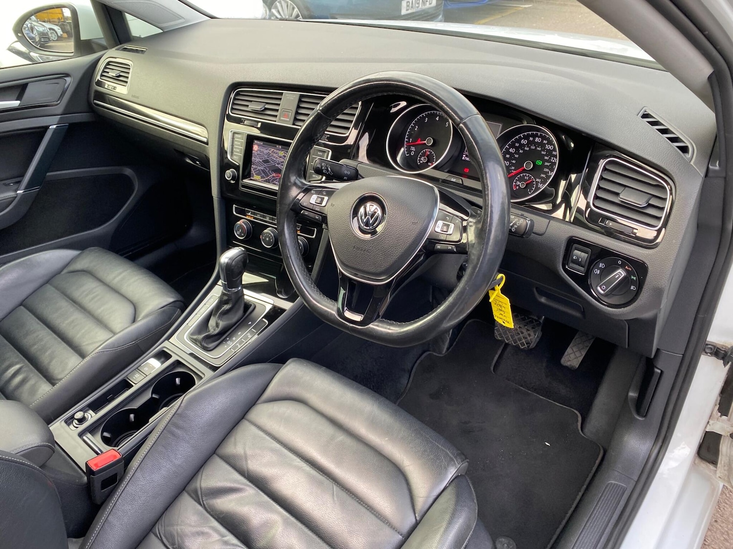 Used Volkswagen Golf 2013 for sale - 76633229: Photo 18
