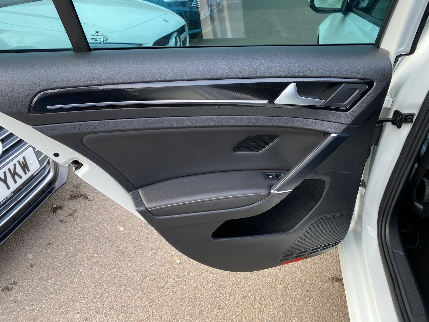 Used Volkswagen Golf 2013 for sale - 76633229: Photo 33