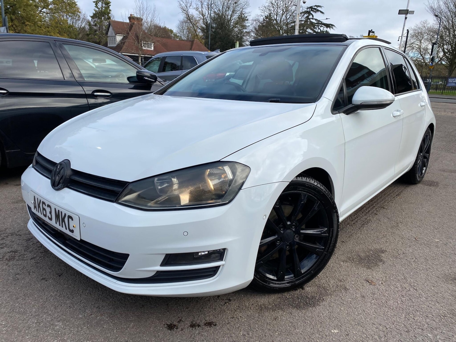 Used Volkswagen Golf 2013 for sale - 76633229: Photo 8