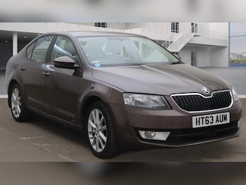 (63) - 1.4 TSI Elegance DSG Euro 5 (s/s) 5dr