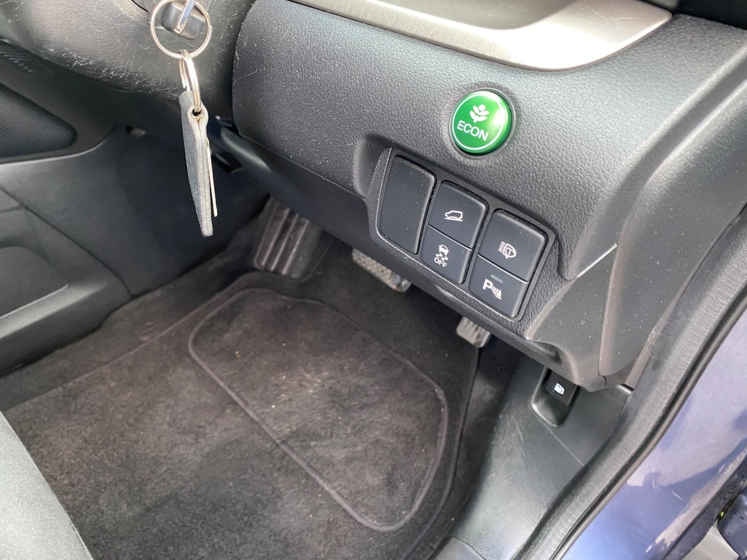 Vehicle 29