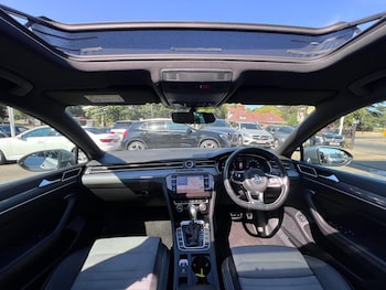 Used Volkswagen Passat 2019 for sale - 79496788: Photo