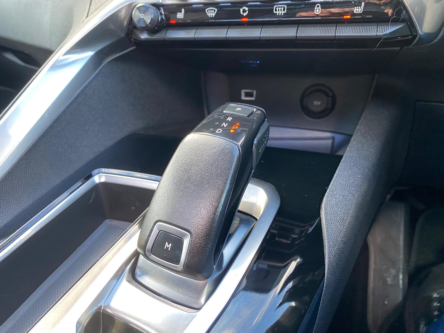 Used Peugeot 5008 2018 for sale - 76976258: Photo 28