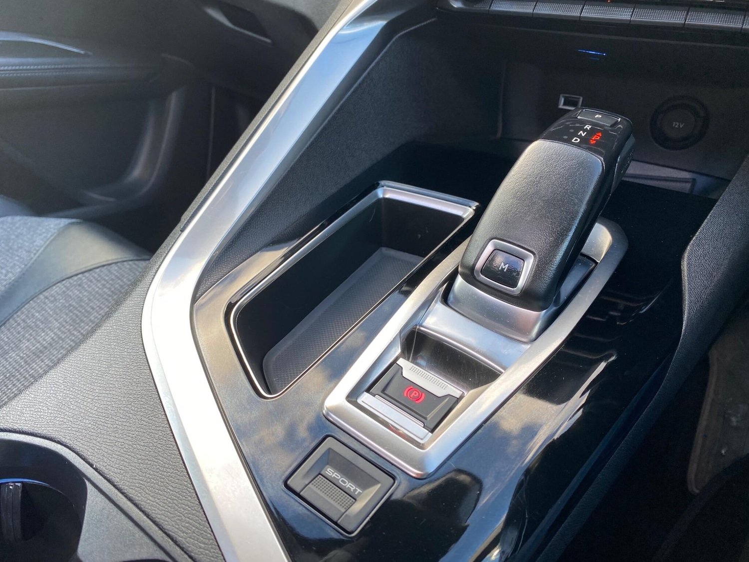 Used Peugeot 5008 2018 for sale - 76976258: Photo 29