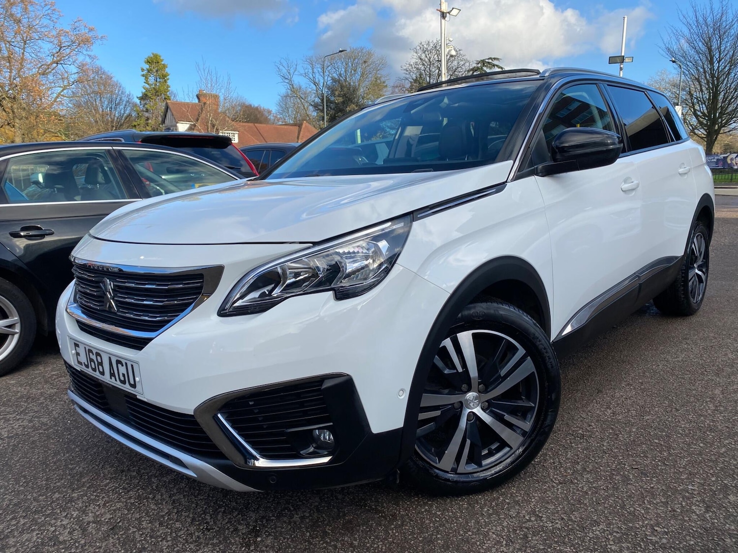 Used Peugeot 5008 2018 for sale - 76976258: Photo 4