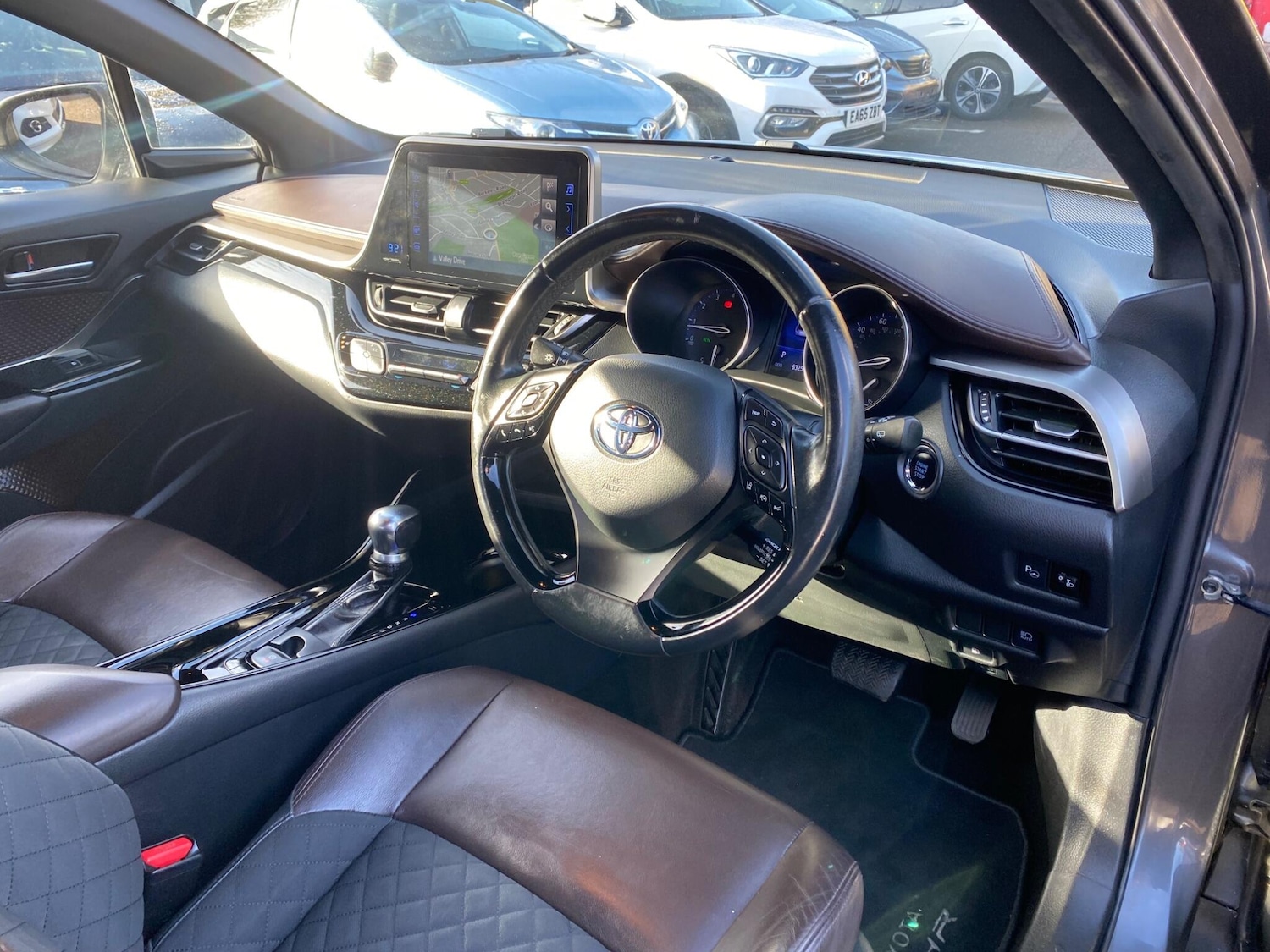 Used Toyota C-HR 2018 for sale - 76398454: Photo 15