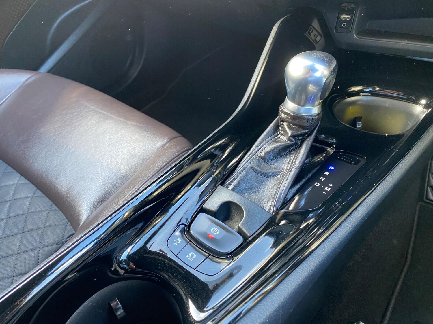 Used Toyota C-HR 2018 for sale - 76398454: Photo 21