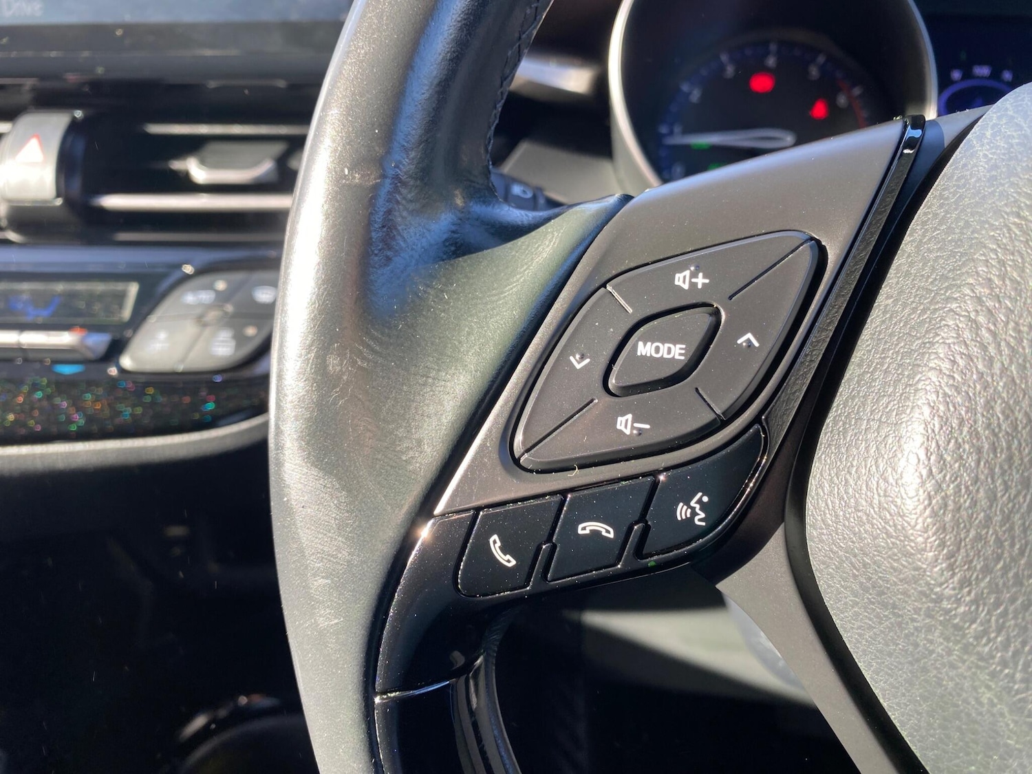 Used Toyota C-HR 2018 for sale - 76398454: Photo 23