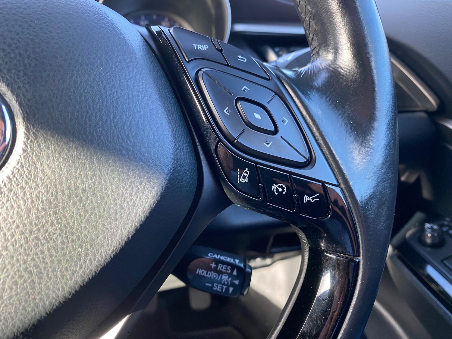 Used Toyota C-HR 2018 for sale - 76398454: Photo 24