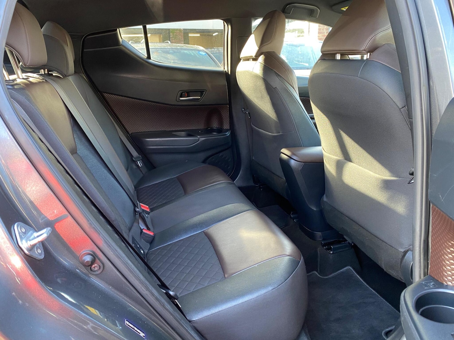 Used Toyota C-HR 2018 for sale - 76398454: Photo 27