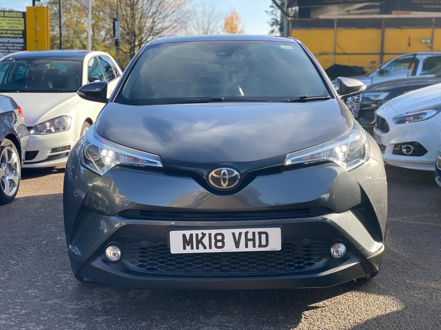 Used Toyota C-HR 2018 for sale - 76398454: Photo 3