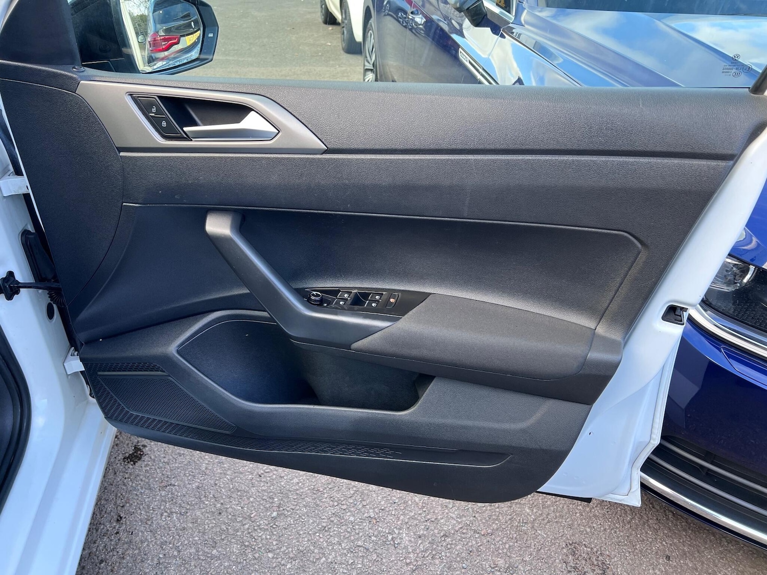 Used Volkswagen Polo 2019 for sale - 77091236: Photo 8