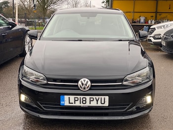 Used Volkswagen Polo 2018 for sale - 76765442: Photo