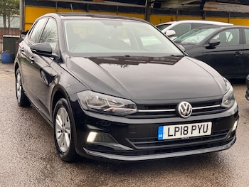 Used Volkswagen Polo 2018 for sale - 76765442: Photo