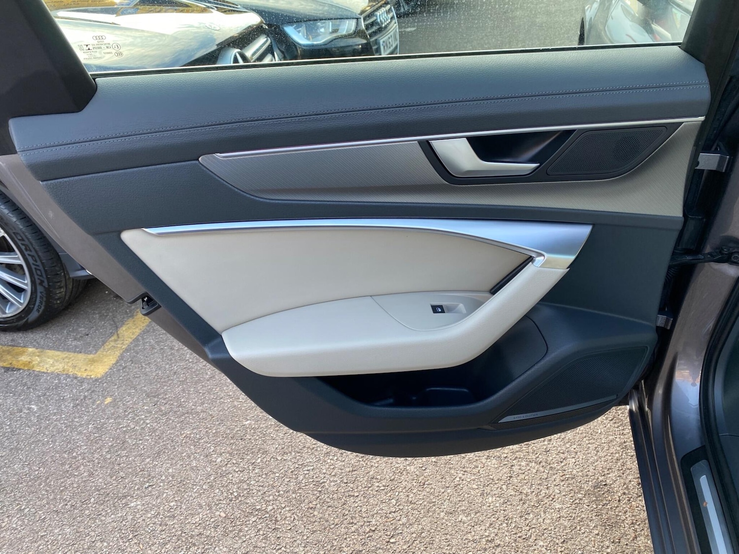 Used Audi A6 Saloon 2021 for sale - 76247478: Photo 32