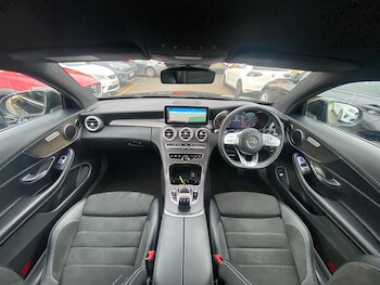 Used Mercedes-Benz C Class 2018 for sale - 77395656: Photo