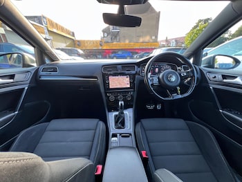 Used Volkswagen Golf 2018 for sale - 79255752: Photo