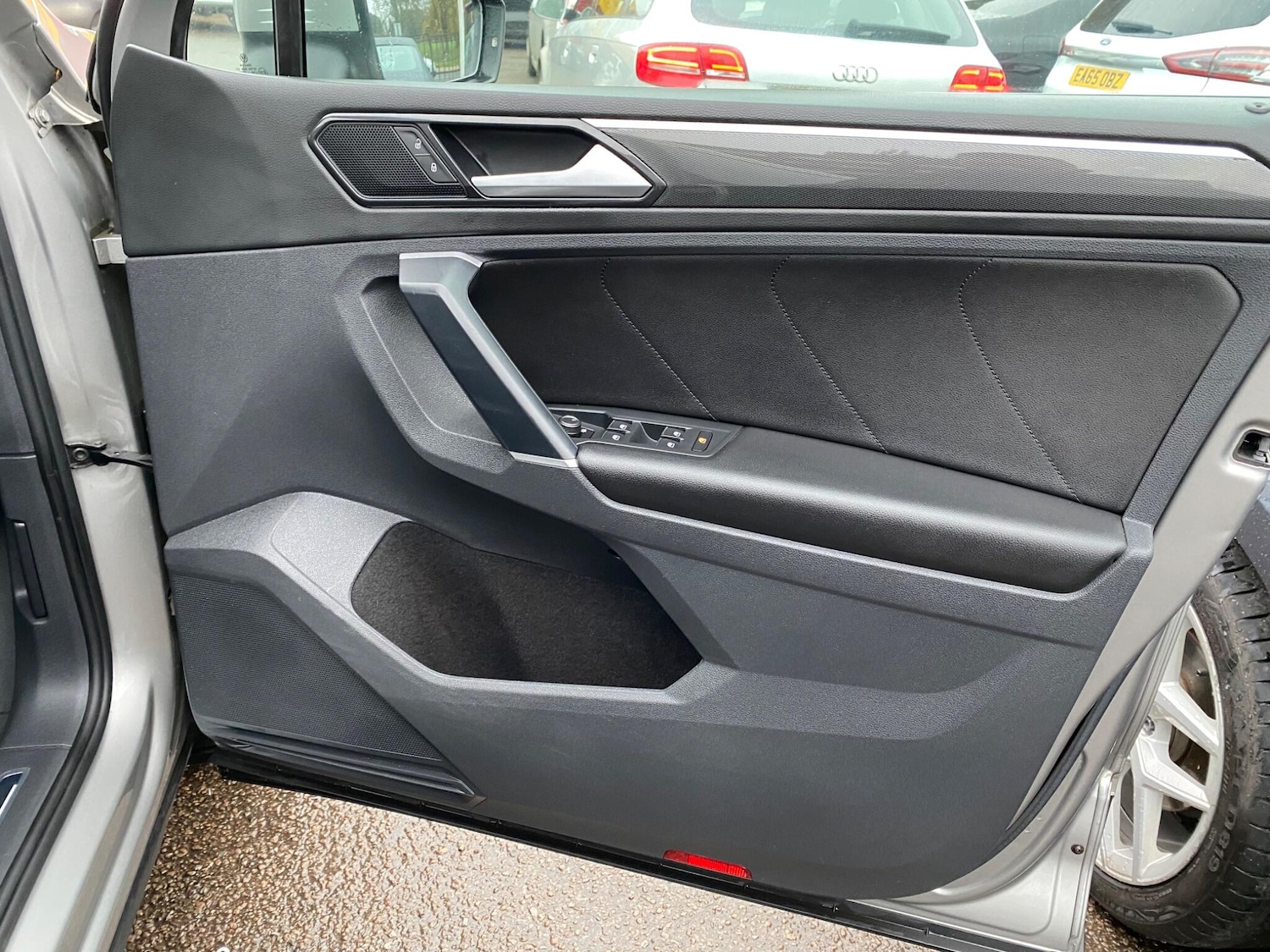 Used Volkswagen Tiguan 2016 for sale - 77425074: Photo 16