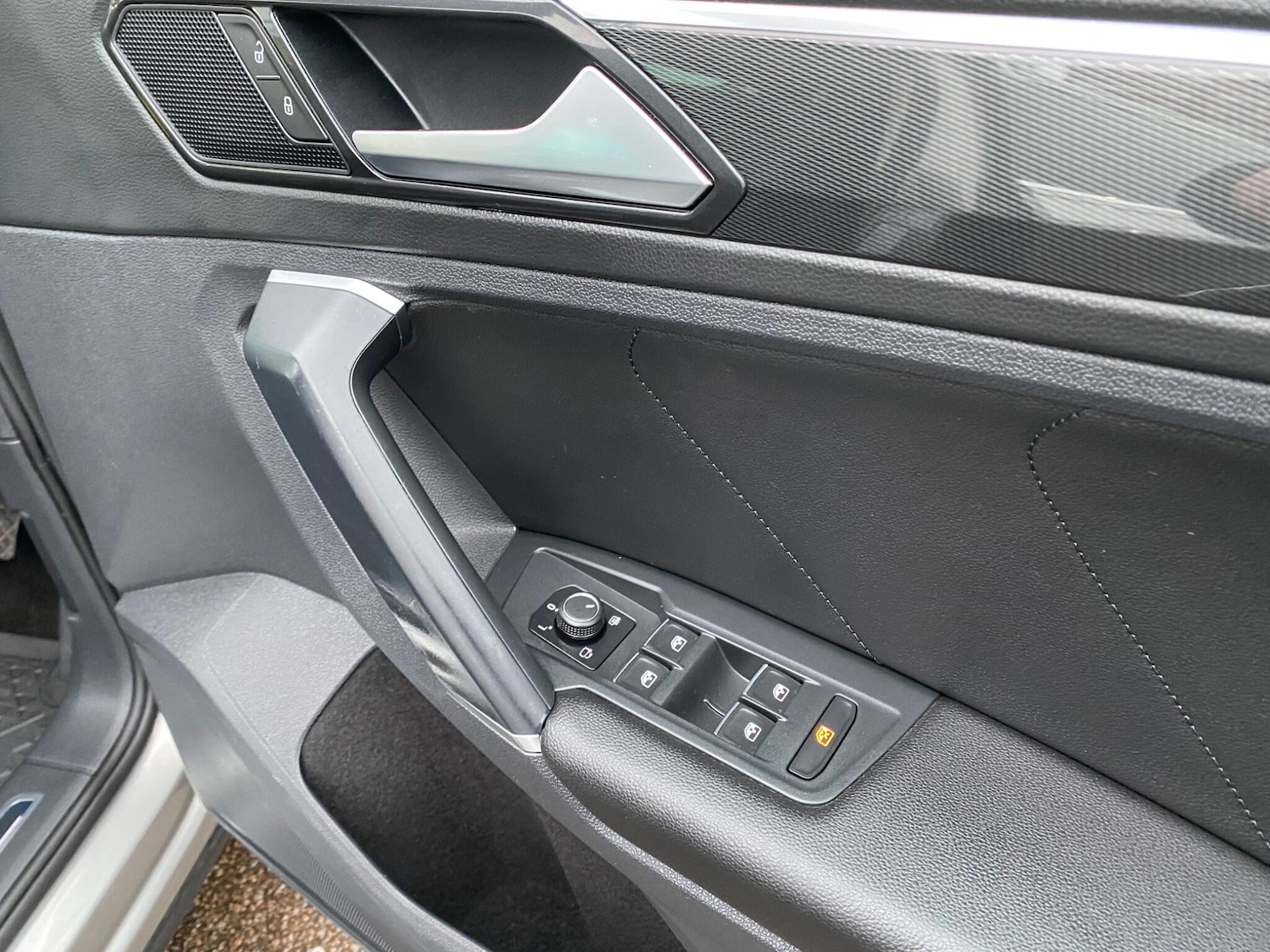 Used Volkswagen Tiguan 2016 for sale - 77425074: Photo 31