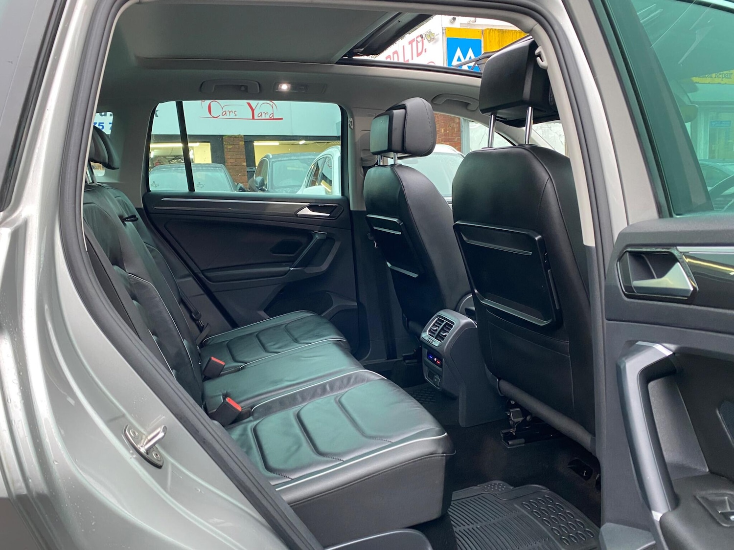 Used Volkswagen Tiguan 2016 for sale - 77425074: Photo 34