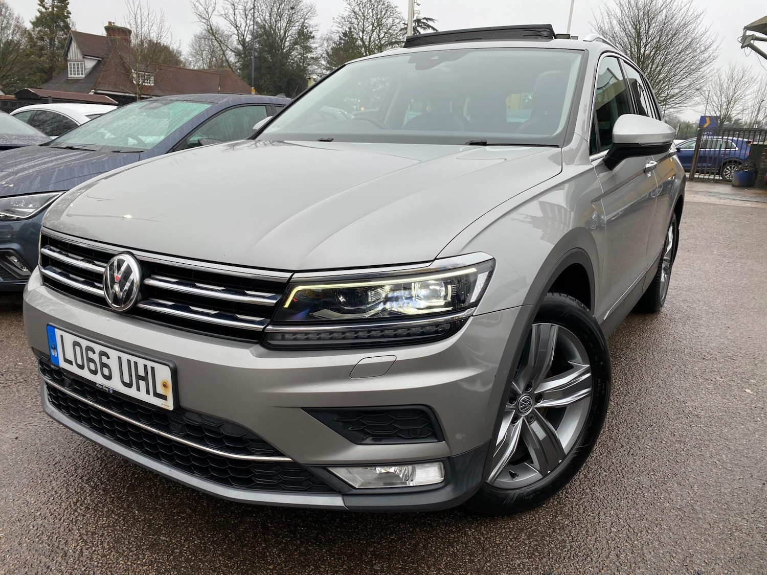 Used Volkswagen Tiguan 2016 for sale - 77425074: Photo 8