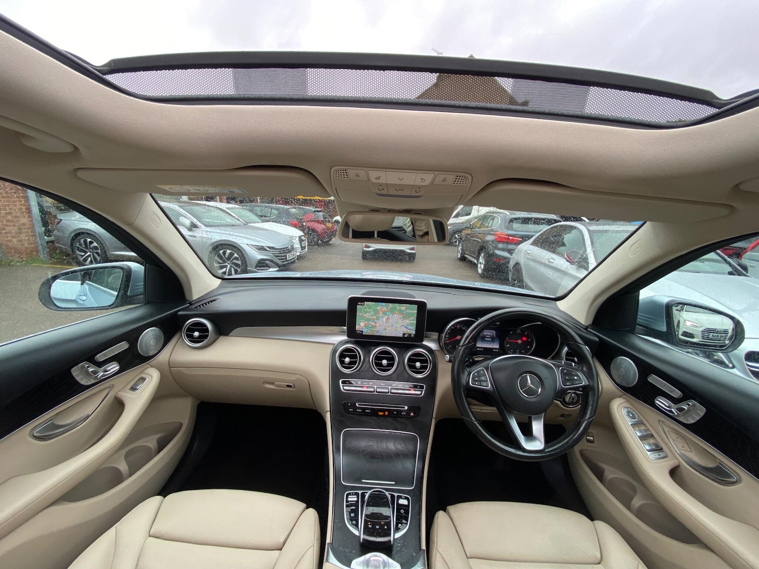 Used Mercedes-Benz GLC 2016 for sale - 76001994: Photo 8