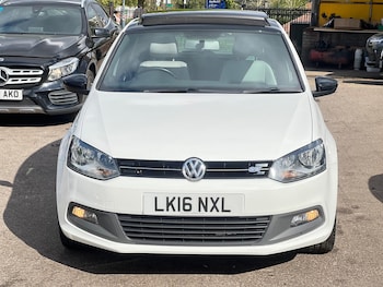 Used Volkswagen Polo 2016 for sale - 78306949: Photo