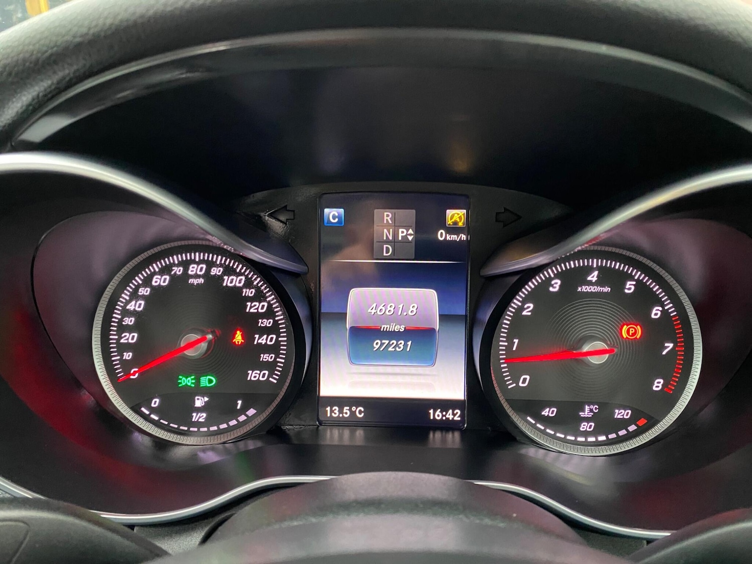 Used Mercedes-Benz C-Class 2015 for sale - 76083675: Photo 21