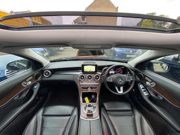 Used Mercedes-Benz C-Class 2015 for sale - 76083675: Photo 2