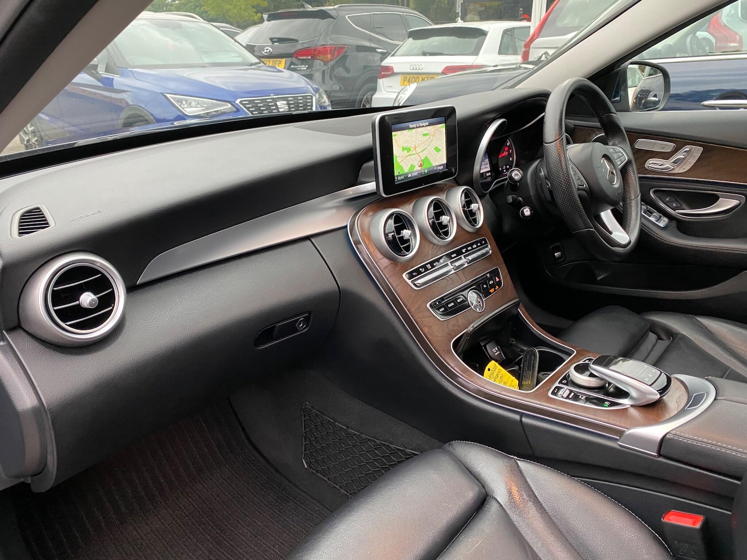 Used Mercedes-Benz C-Class 2015 for sale - 76083675: Photo 39