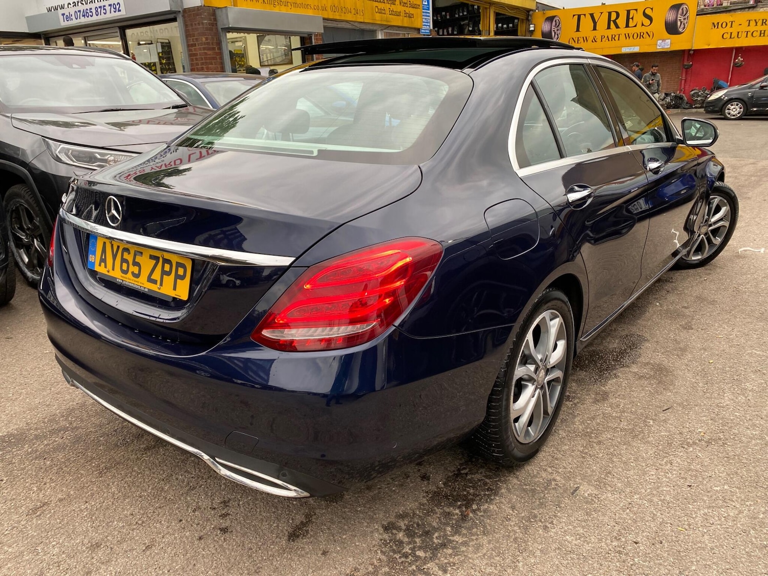 Used Mercedes-Benz C-Class 2015 for sale - 76083675: Photo 9