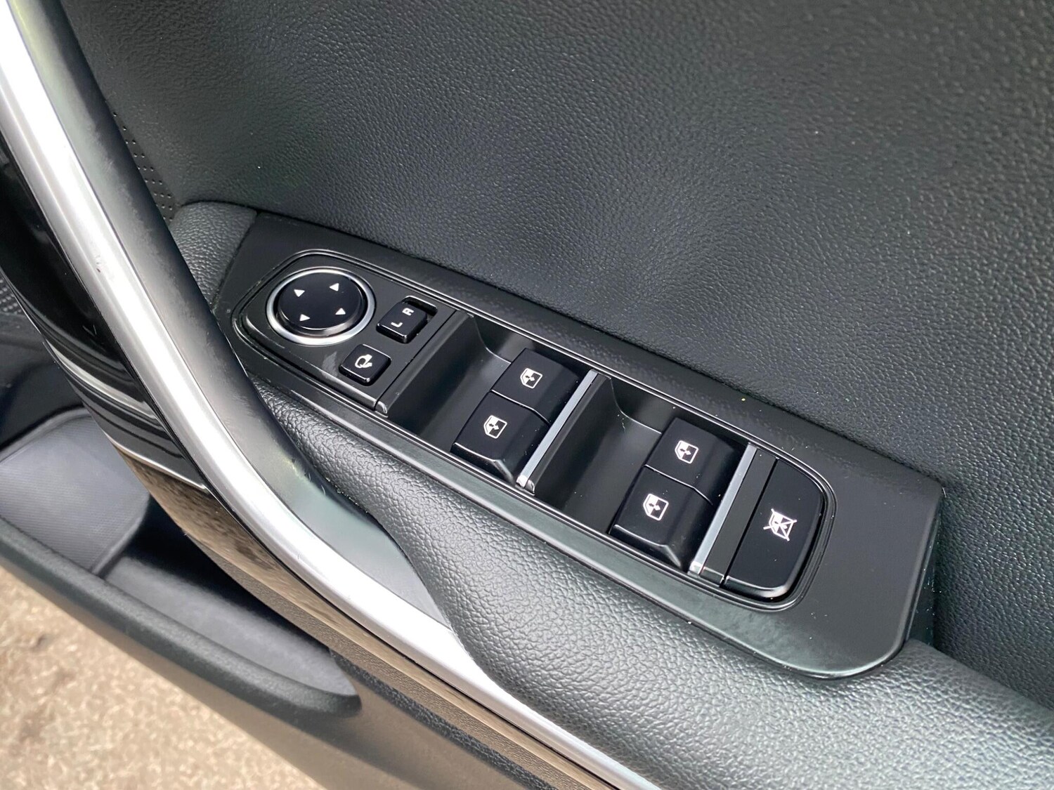 Used Kia XCeed for sale - 77994109: Photo 30