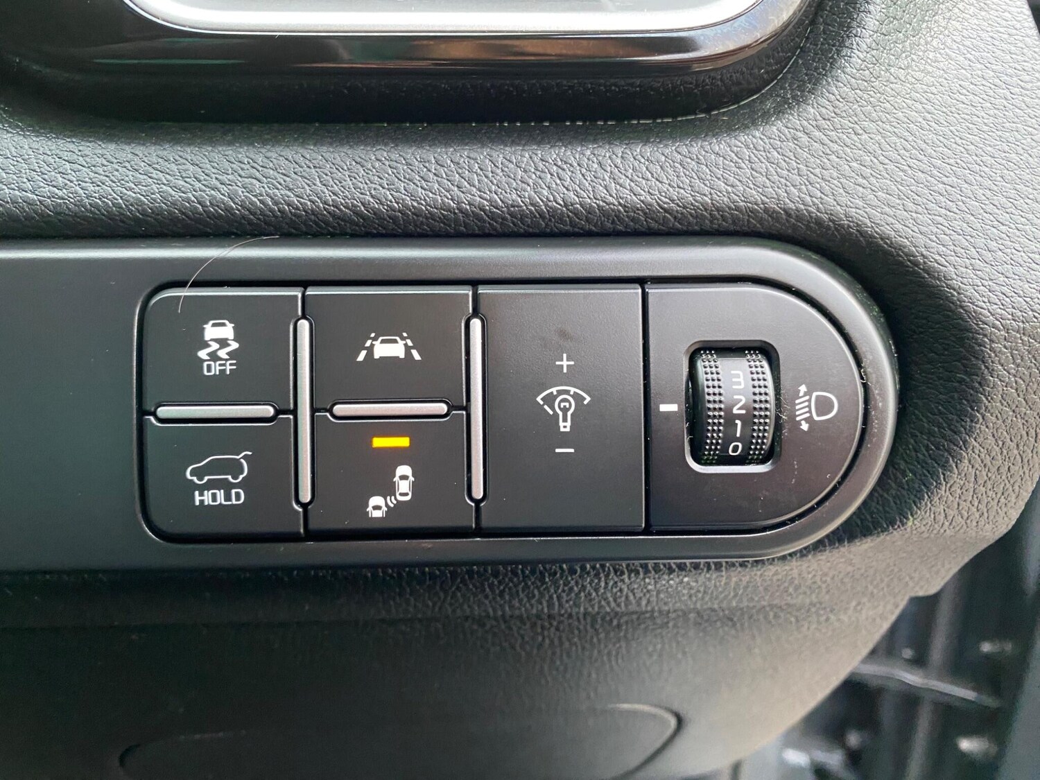 Used Kia XCeed for sale - 77994109: Photo 31