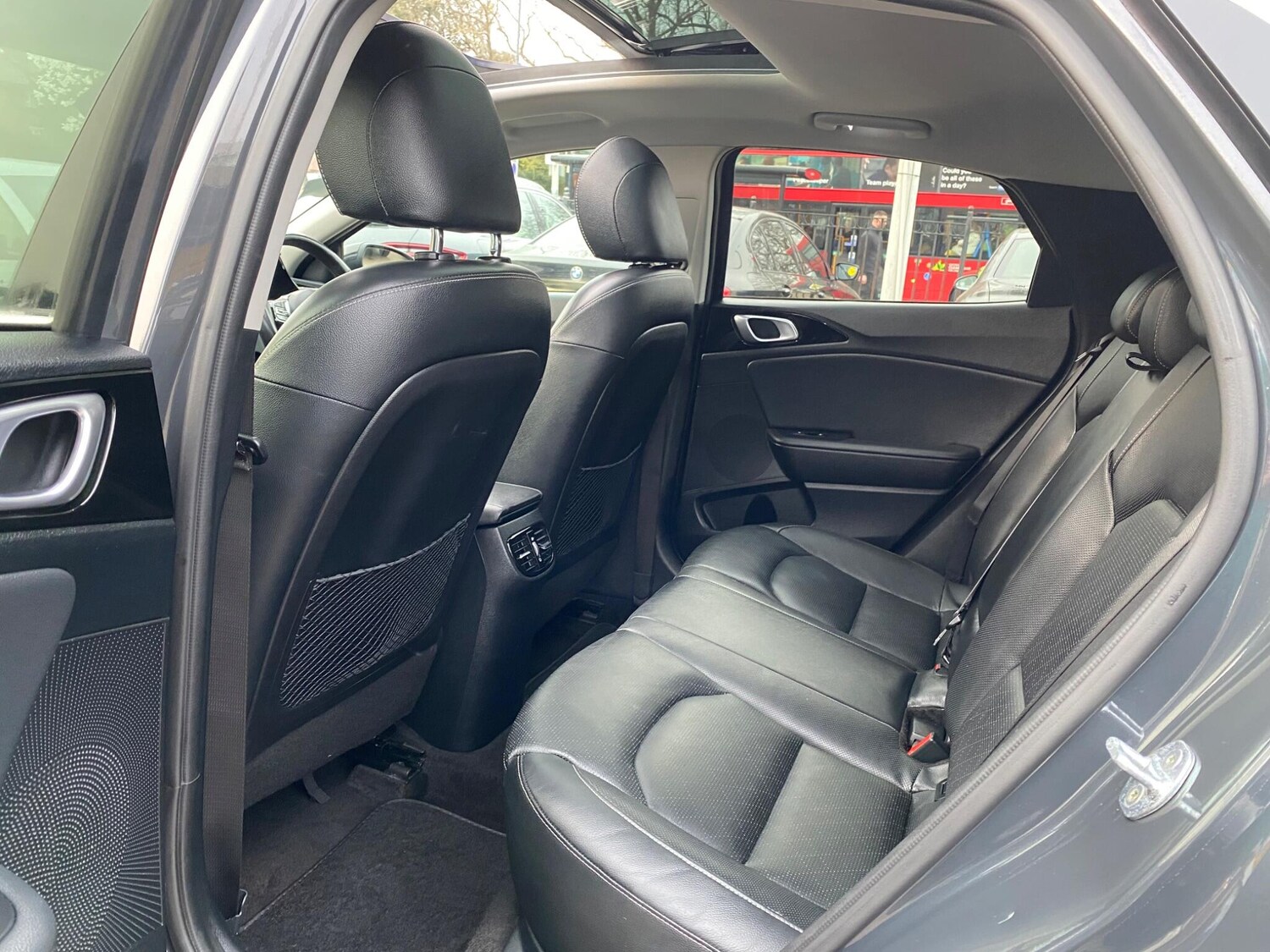 Used Kia XCeed for sale - 77994109: Photo 37