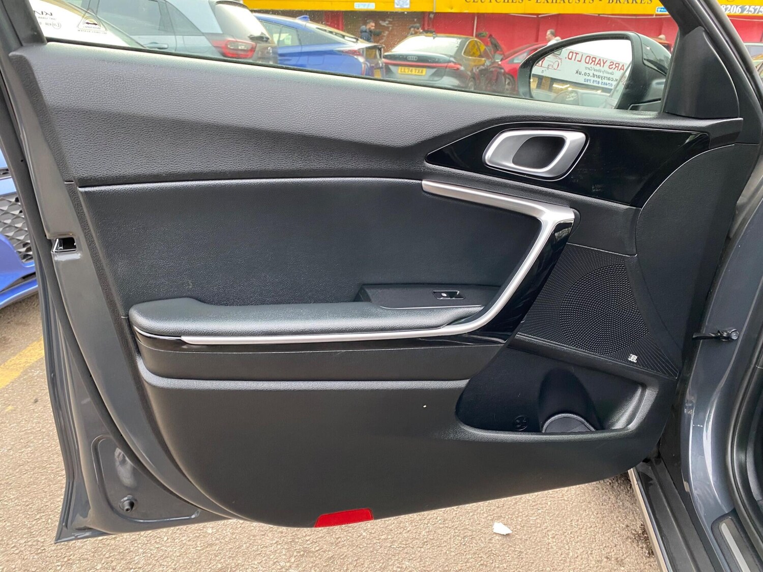 Used Kia XCeed for sale - 77994109: Photo 39