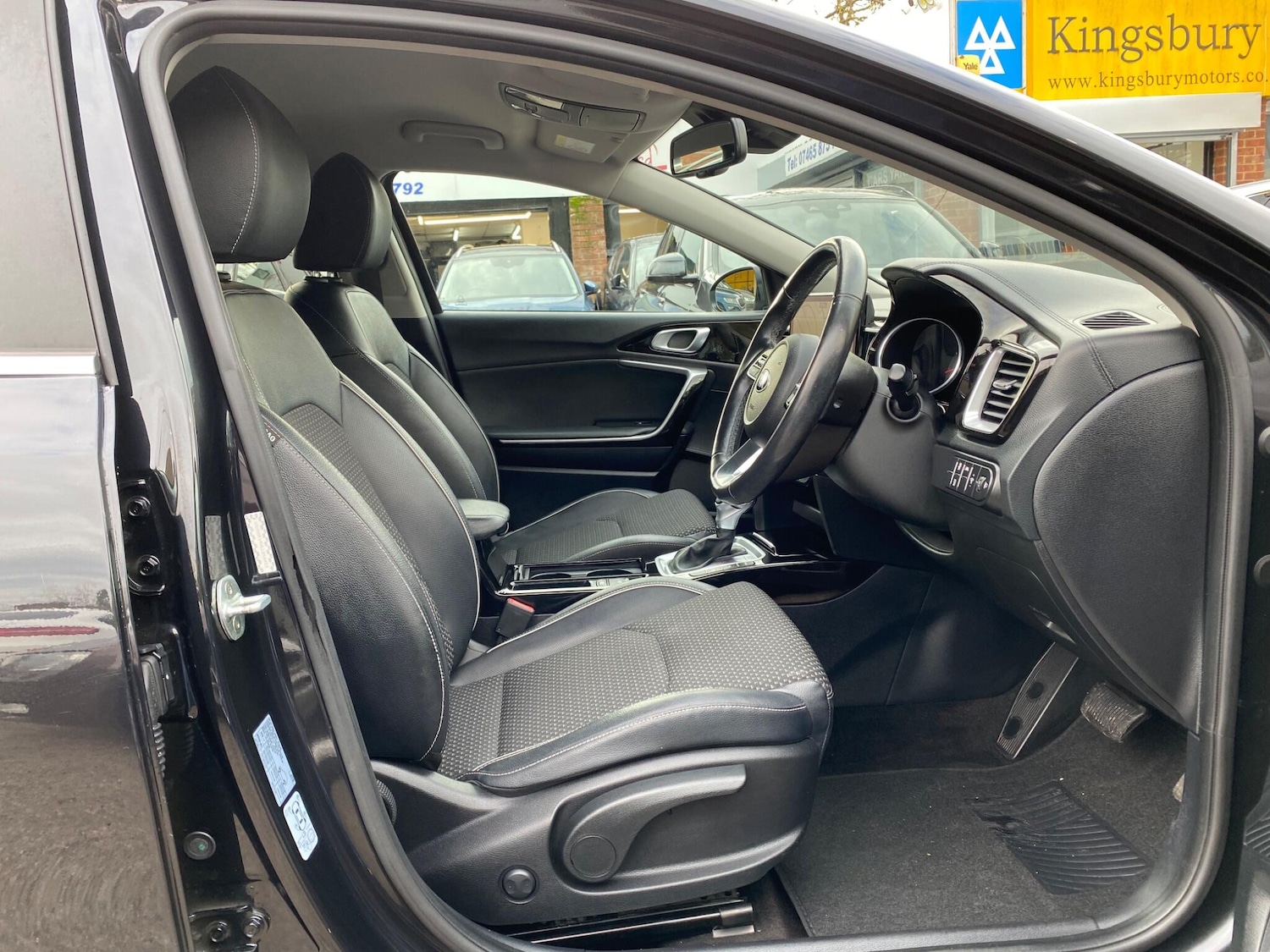 Used Kia XCeed 2020 for sale - 76457863: Photo 17