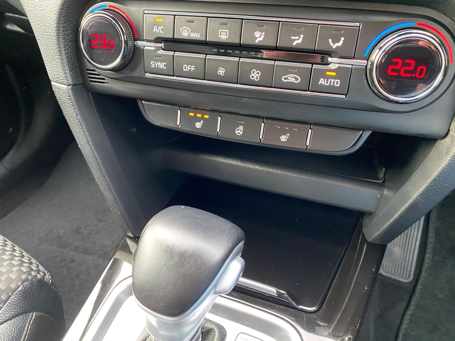 Used Kia XCeed 2020 for sale - 76457863: Photo 23