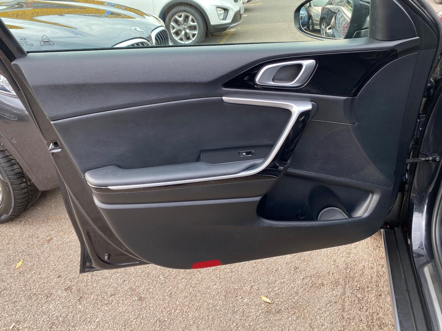 Used Kia XCeed 2020 for sale - 76457863: Photo 34