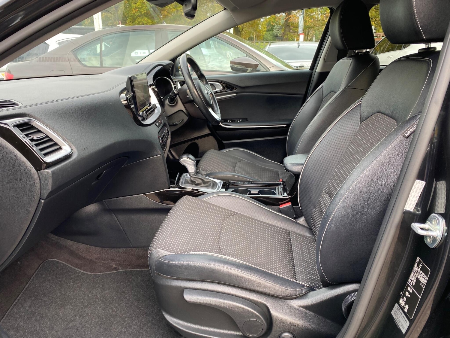 Used Kia XCeed 2020 for sale - 76457863: Photo 35