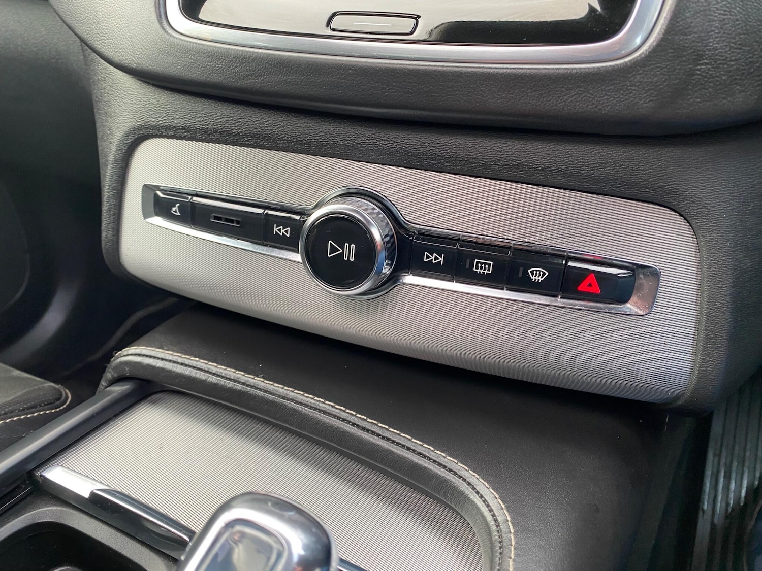 Used Volvo XC90 2016 for sale - 76996917: Photo 27