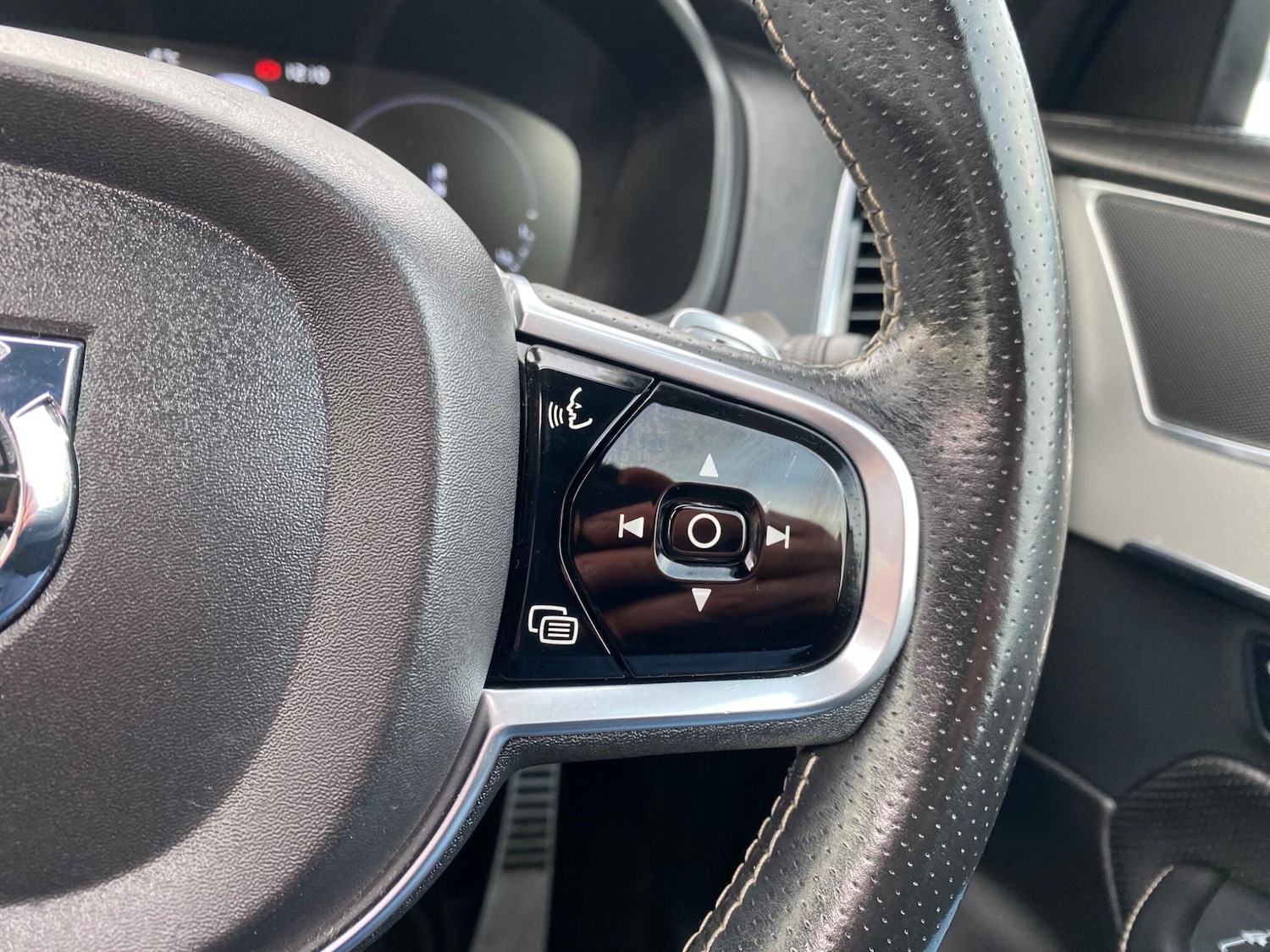 Used Volvo XC90 2016 for sale - 76996917: Photo 30