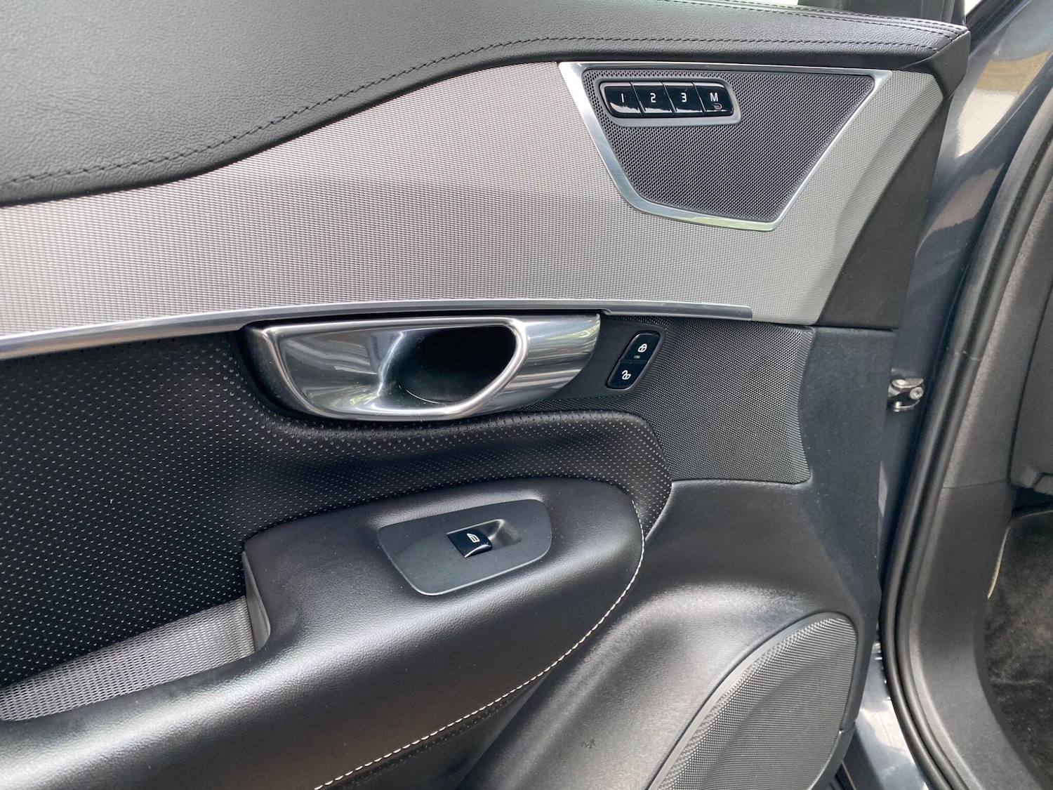 Used Volvo XC90 2016 for sale - 76996917: Photo 39